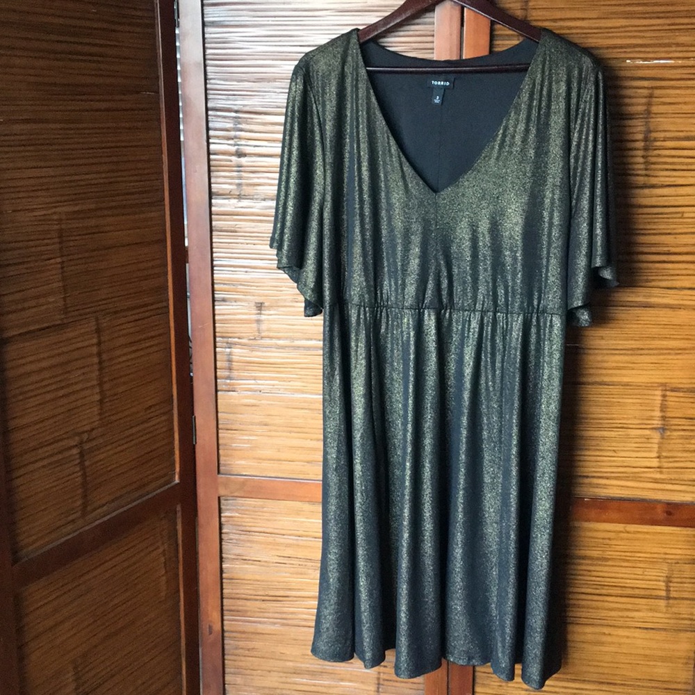 Black/Gold Shimmer Dress by Torrid Size 3